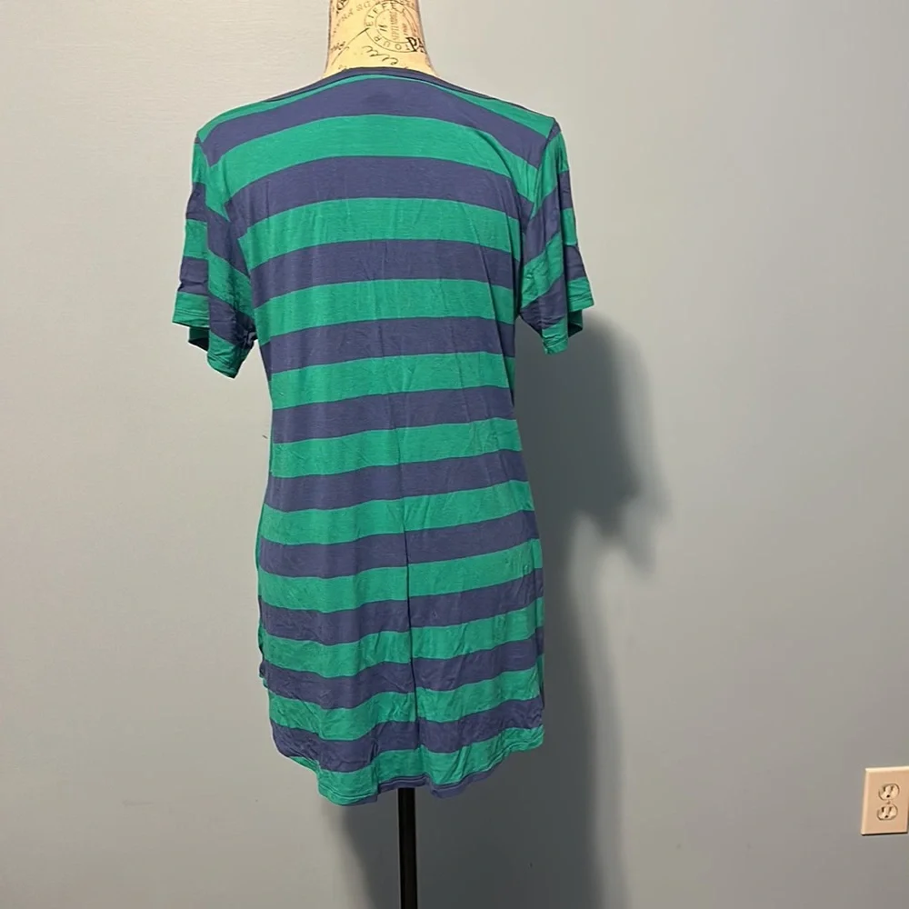 Lularoe shirt sleeved shirt - Picture 3 of 5